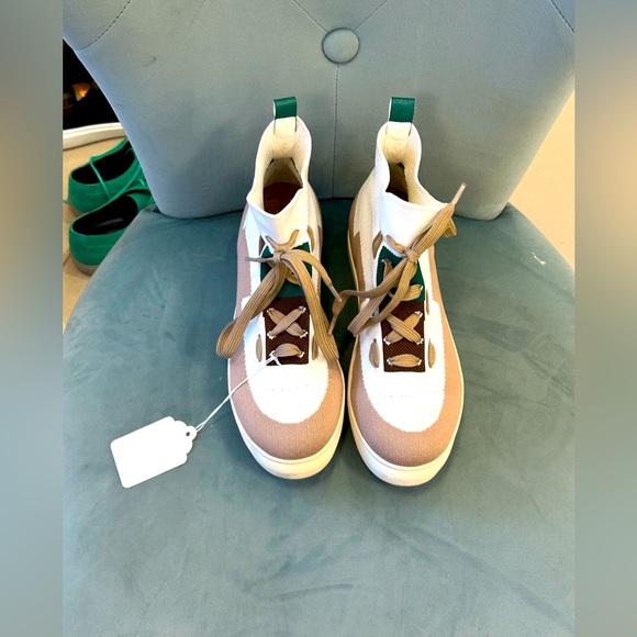 White,Green & Tan All Black Sneakers - Picture 1 of 4